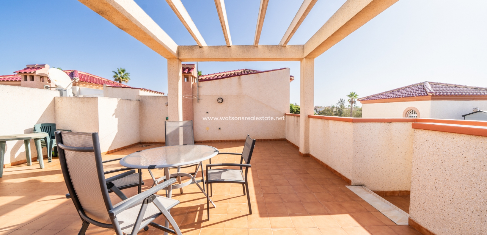 Resale - Quad - Urb. La Marina