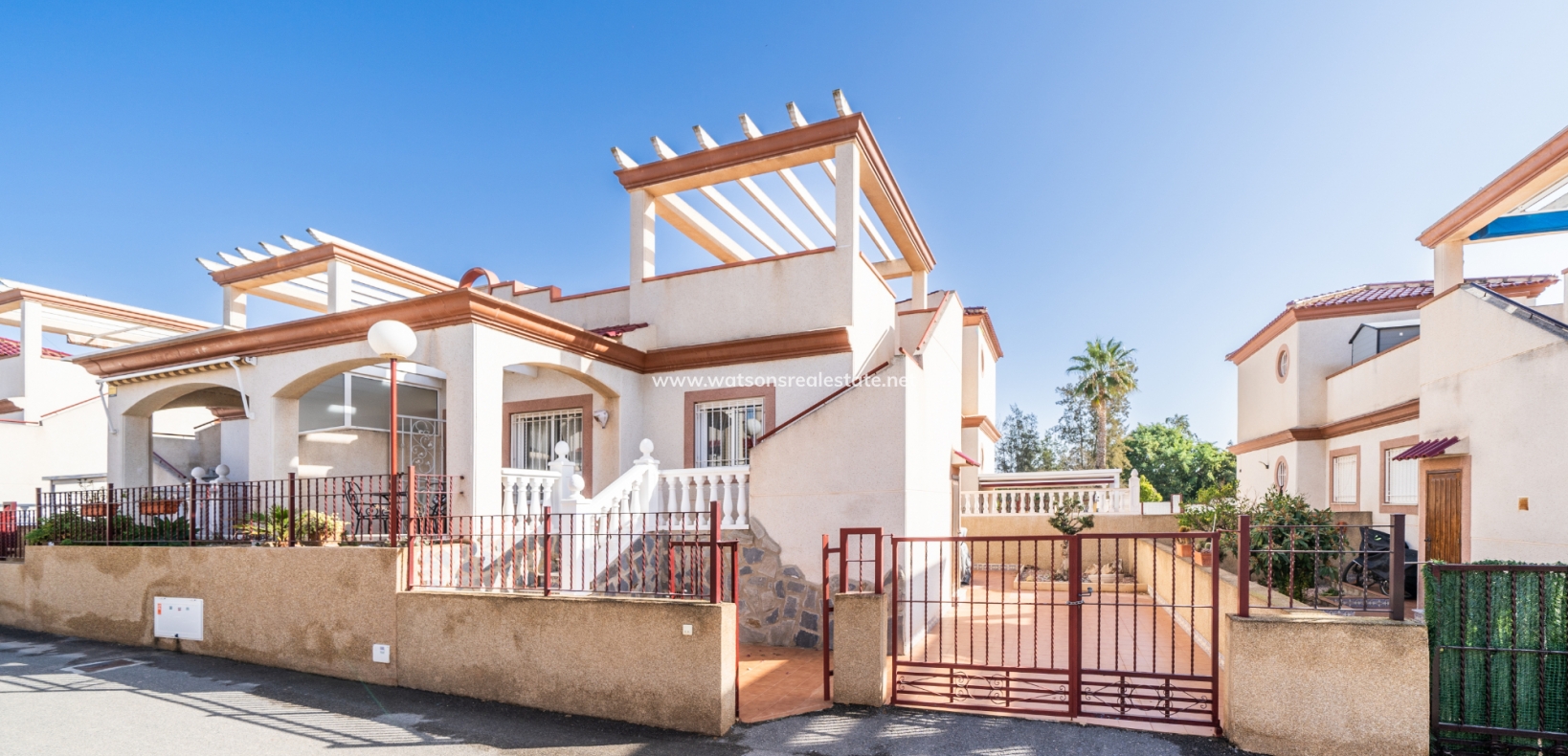 Resale - Quad - Urb. La Marina