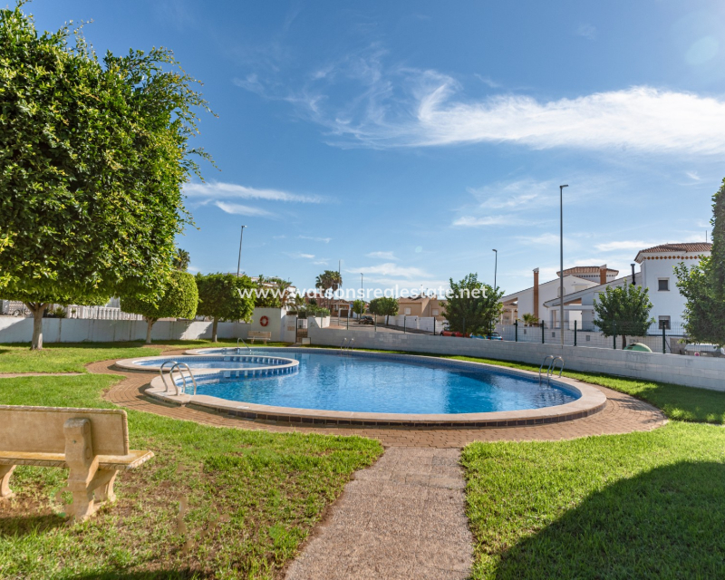 Resale - Quad - Urb. La Marina