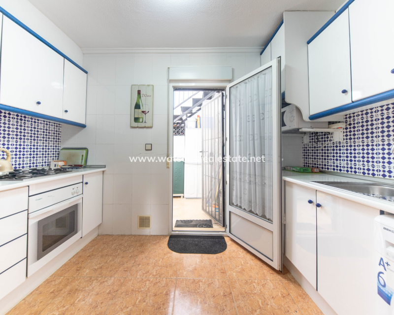 Resale - Quad - Urb. La Marina