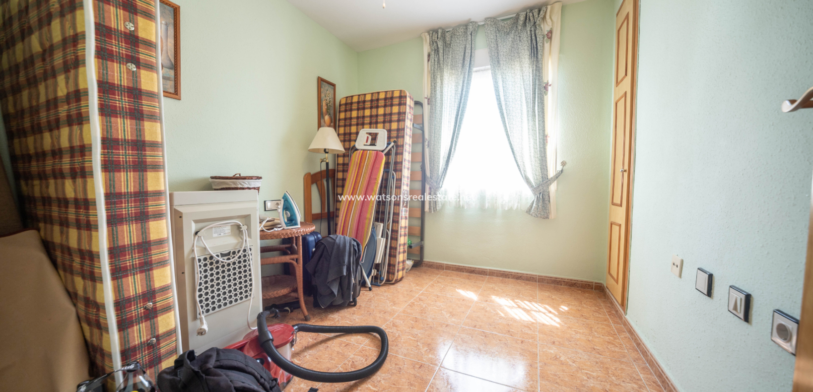 Resale - Quad - Urb. La Marina