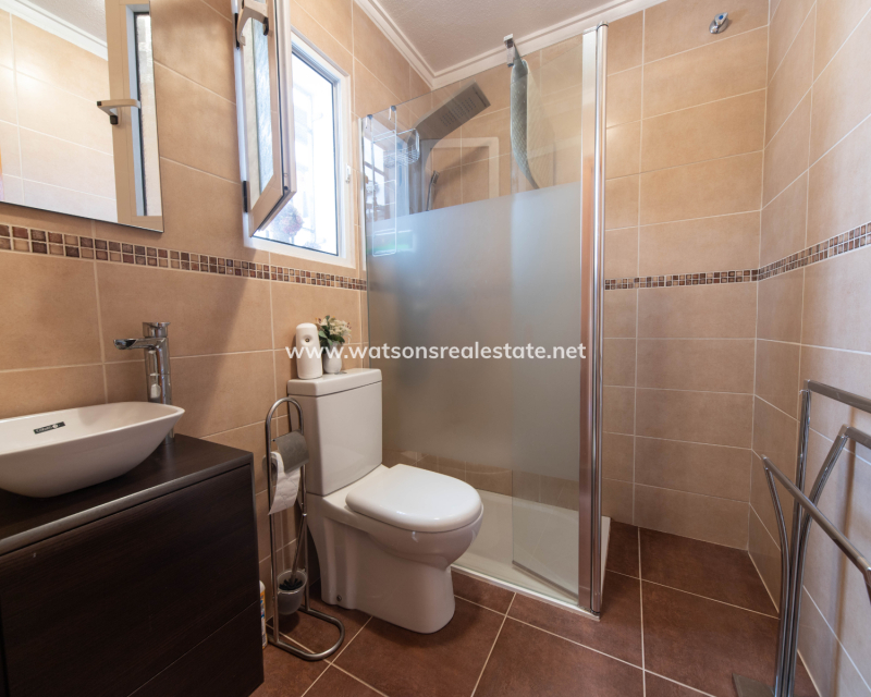Resale - Quad - Urb. La Marina
