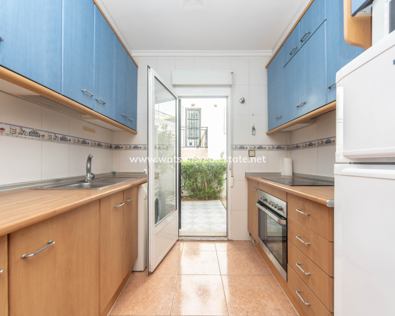 Resale - Quad - Urb. La Marina