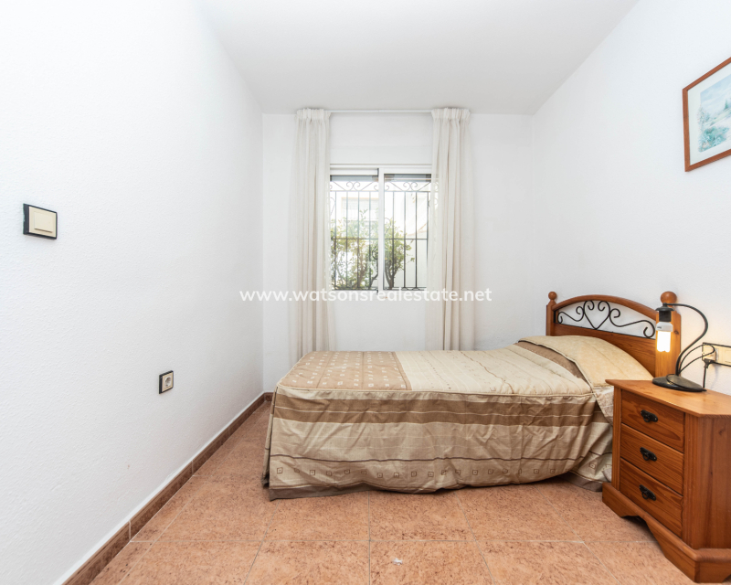 Resale - Quad - Urb. La Marina