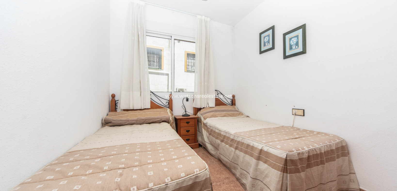 Resale - Quad - Urb. La Marina