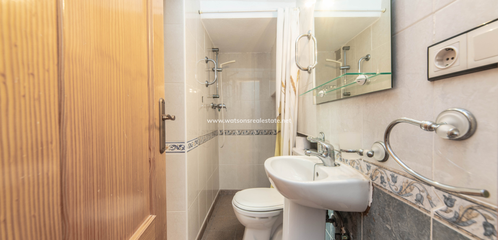 Resale - Quad - Urb. La Marina
