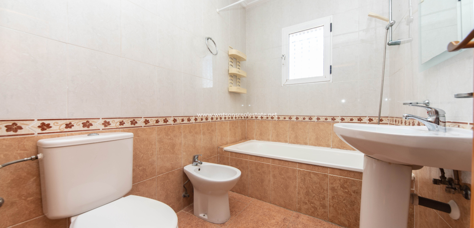 Resale - Quad - Urb. La Marina