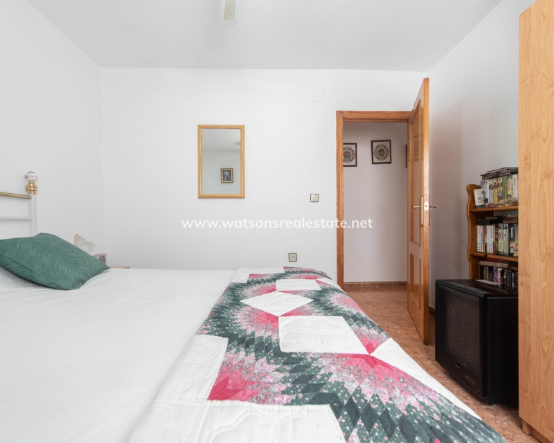 Resale - Quad - Urb. La Marina