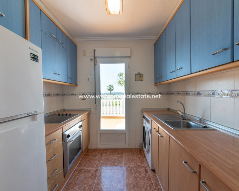 Resale - Quad - Urb. La Marina