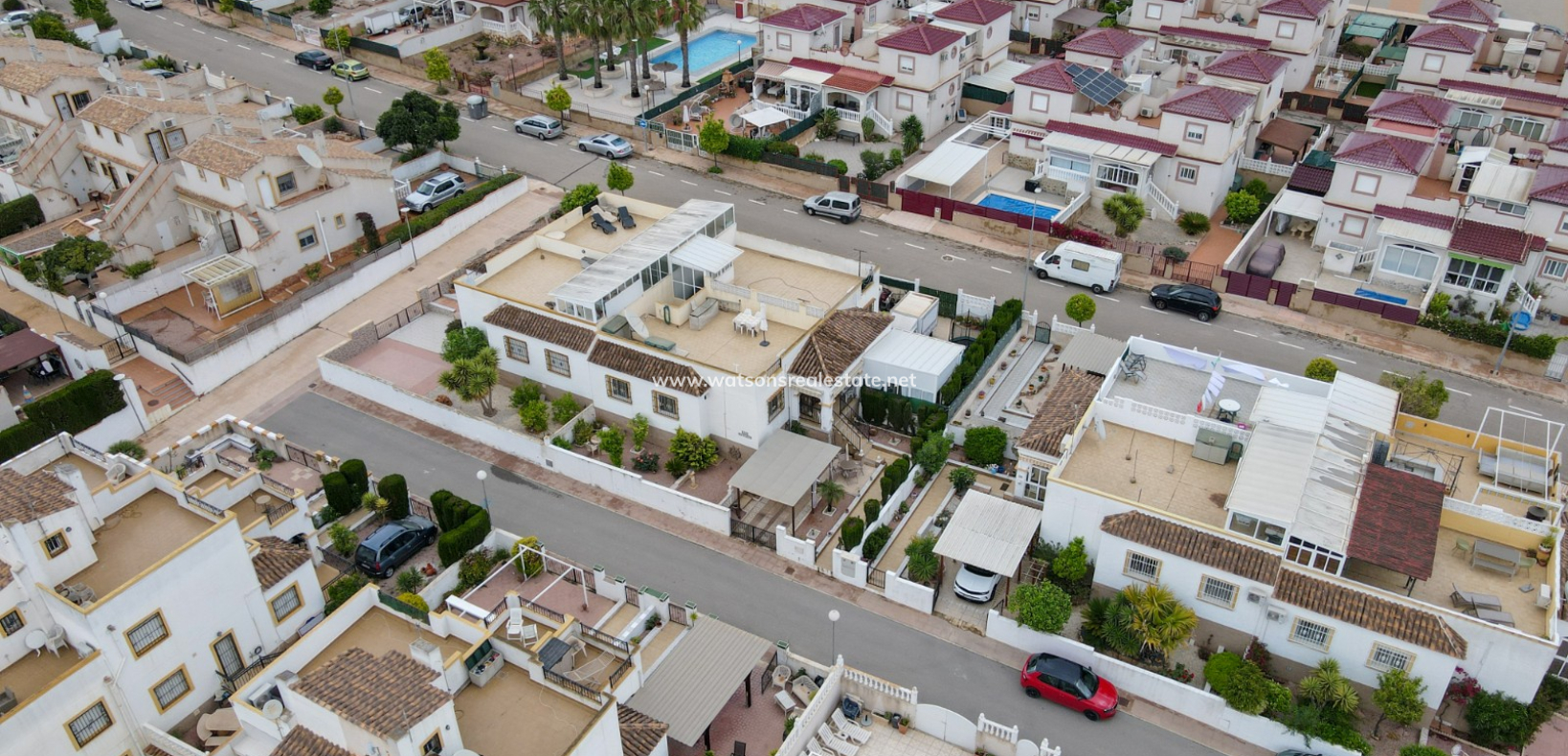 Resale - Quad - Urb. La Marina
