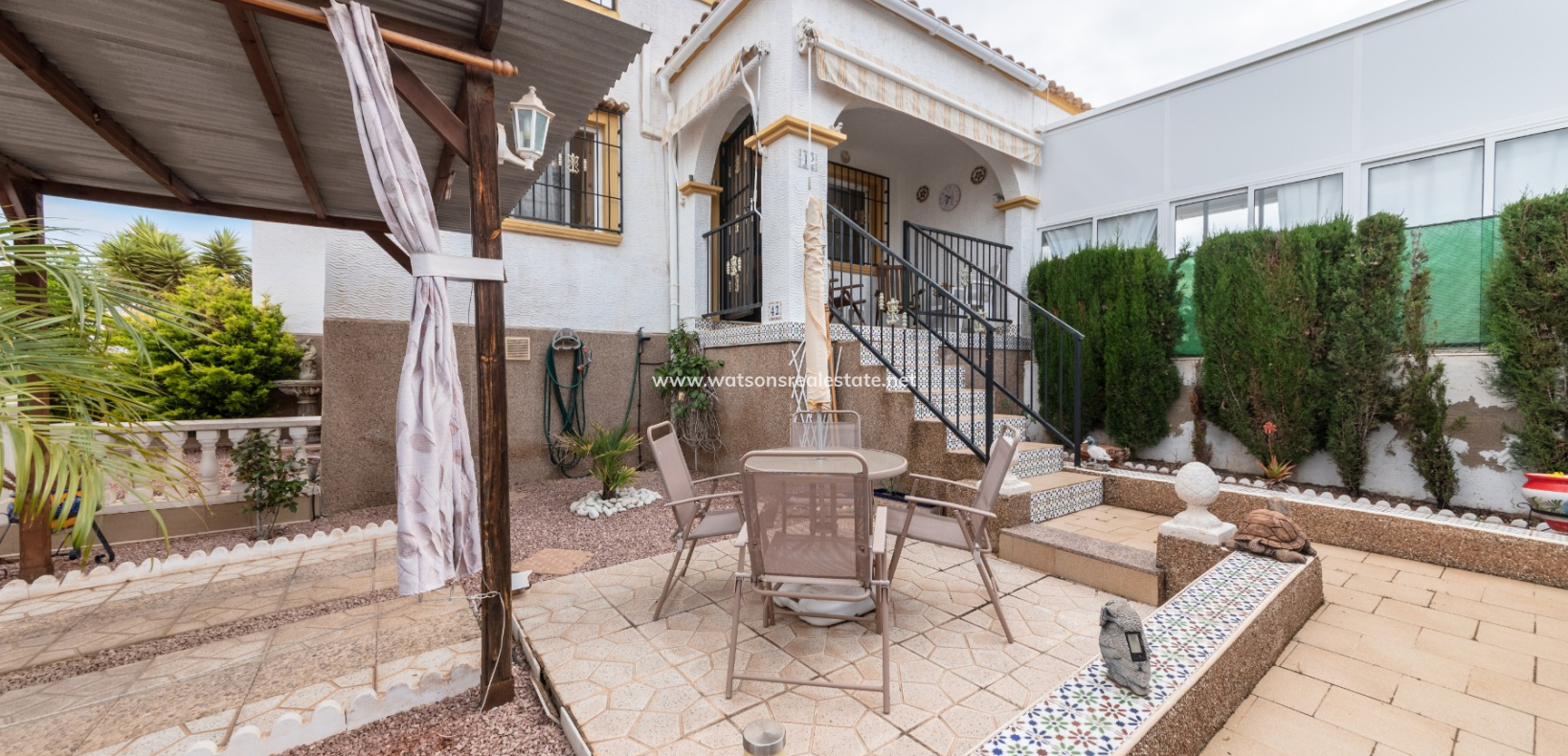 Resale - Quad - Urb. La Marina