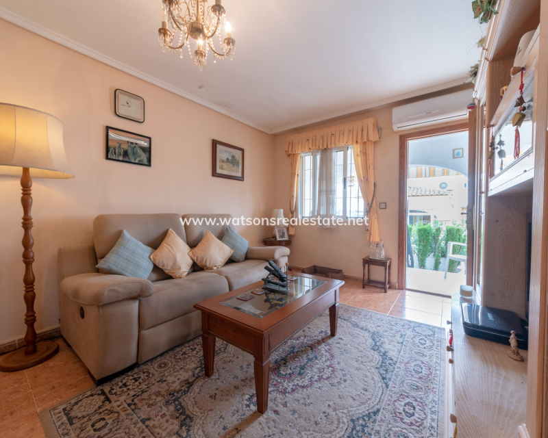 Resale - Quad - Urb. La Marina