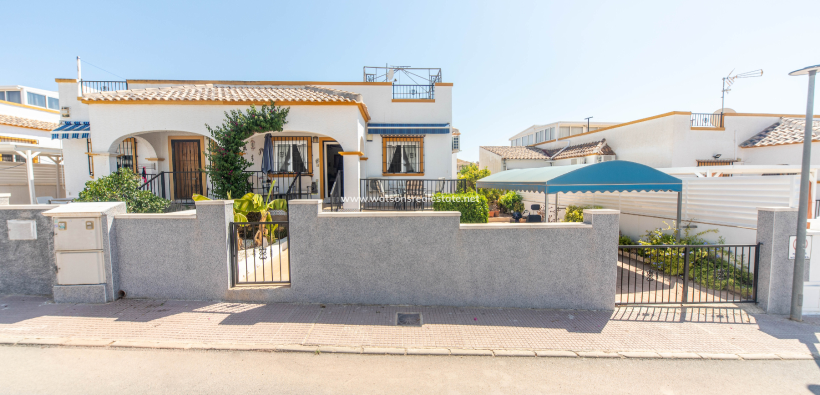 Resale - Quad - Urb. La Marina