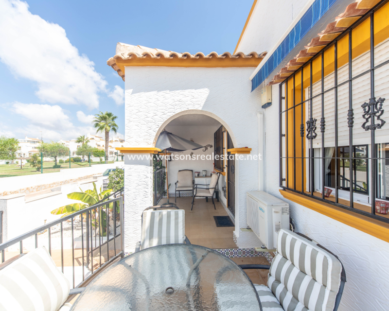 Resale - Quad - Urb. La Marina