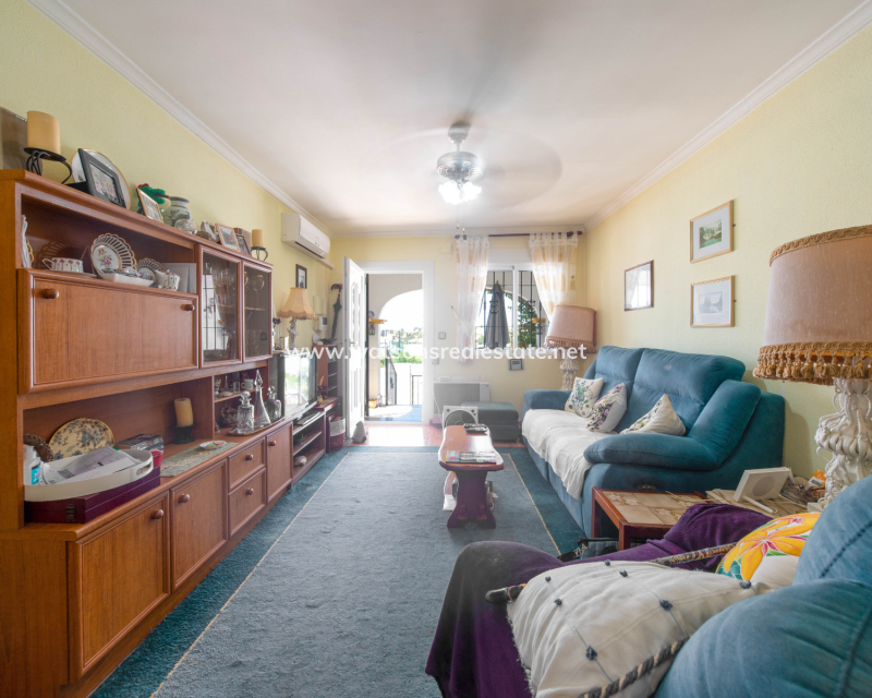 Resale - Quad - Urb. La Marina