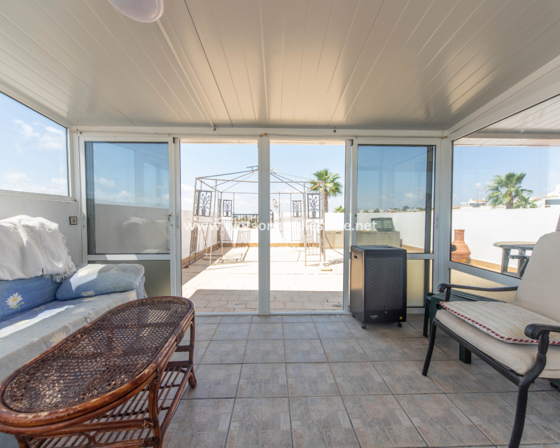 Resale - Quad - Urb. La Marina