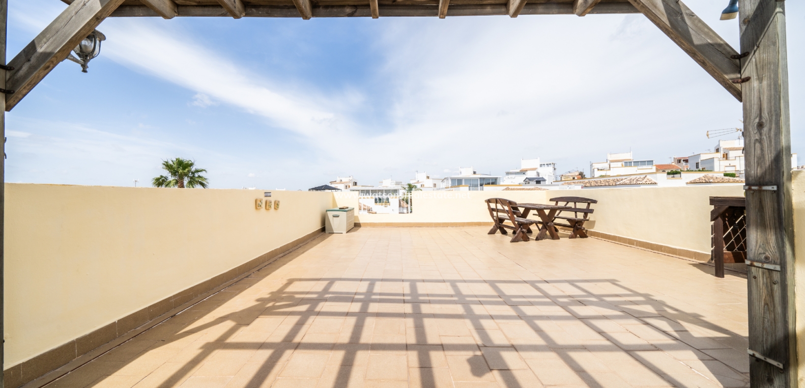 Resale - Quad - Urb. La Marina