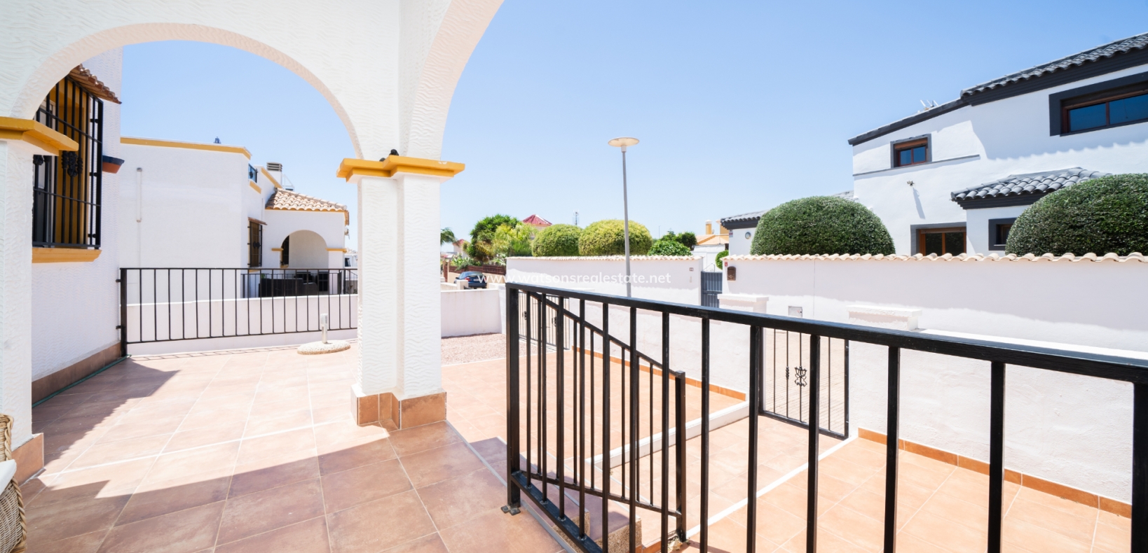 Resale - Quad - Urb. La Marina