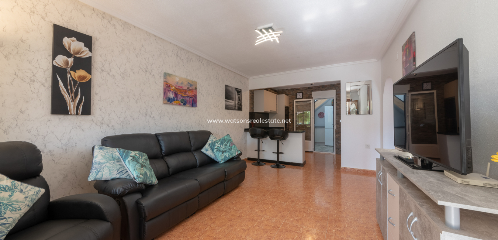 Resale - Quad - Urb. La Marina