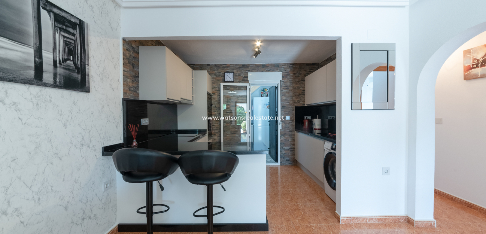 Resale - Quad - Urb. La Marina