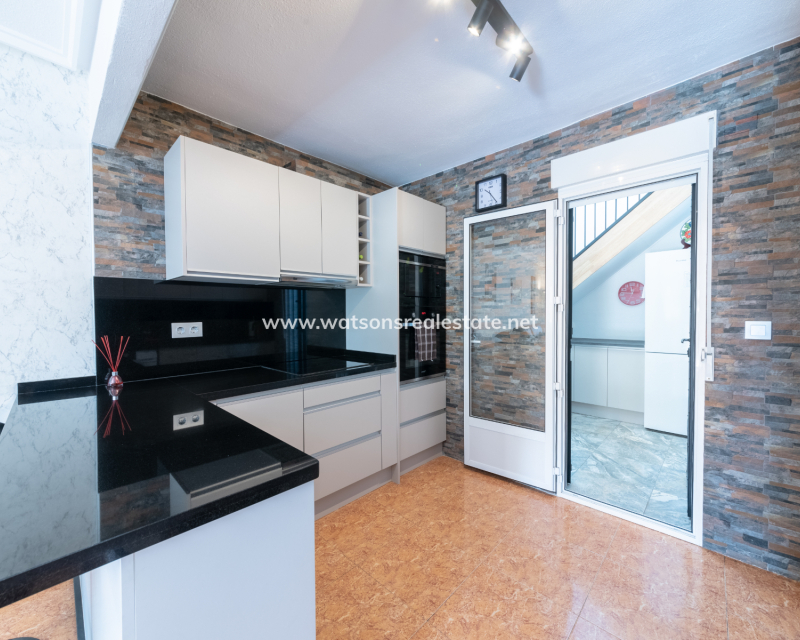 Resale - Quad - Urb. La Marina