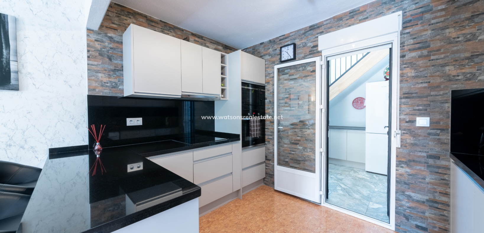 Resale - Quad - Urb. La Marina