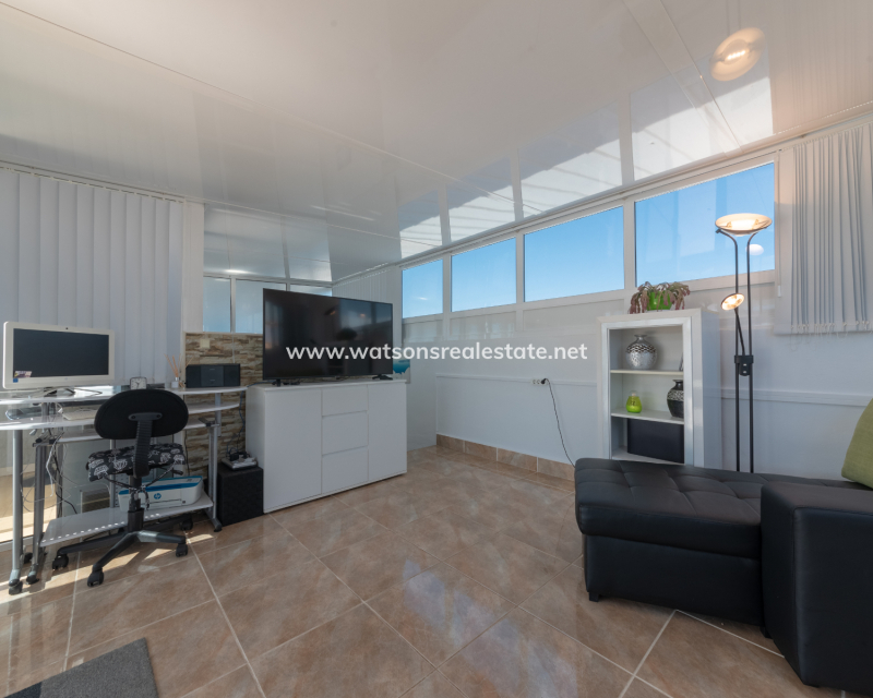 Resale - Quad - Urb. La Marina
