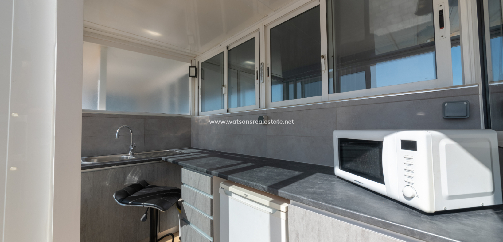 Resale - Quad - Urb. La Marina