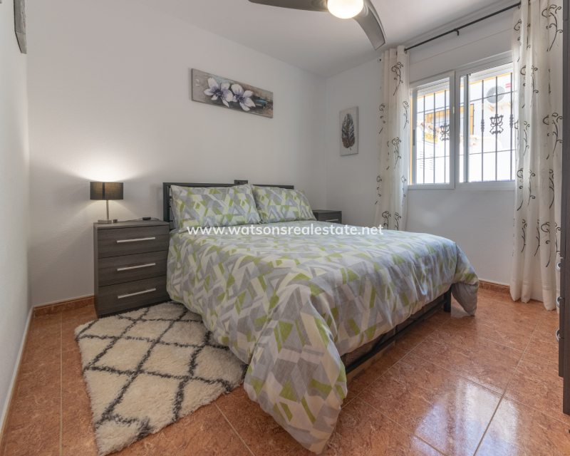 Resale - Quad - Urb. La Marina
