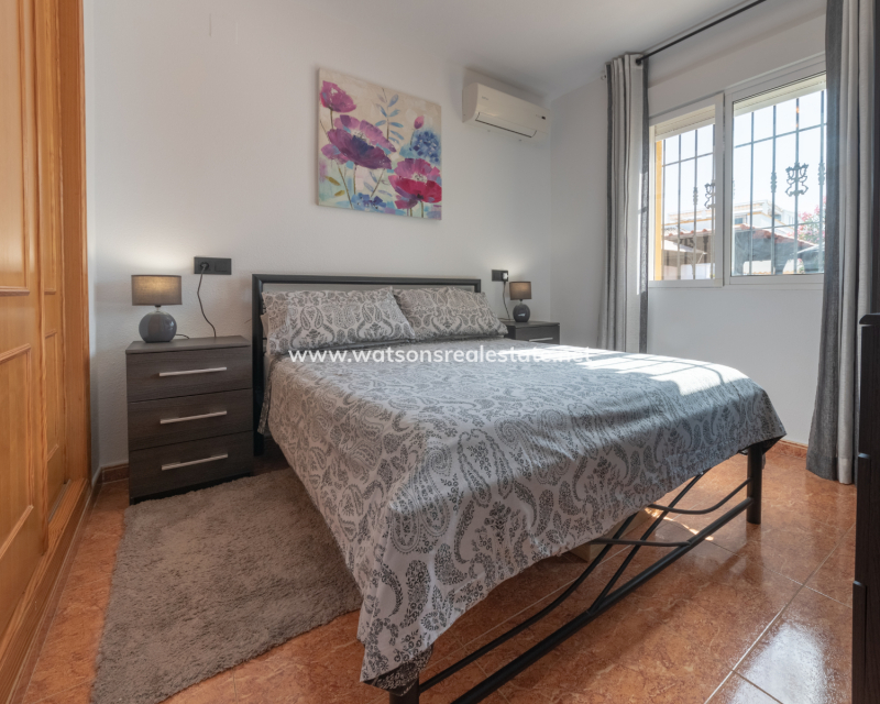 Resale - Quad - Urb. La Marina