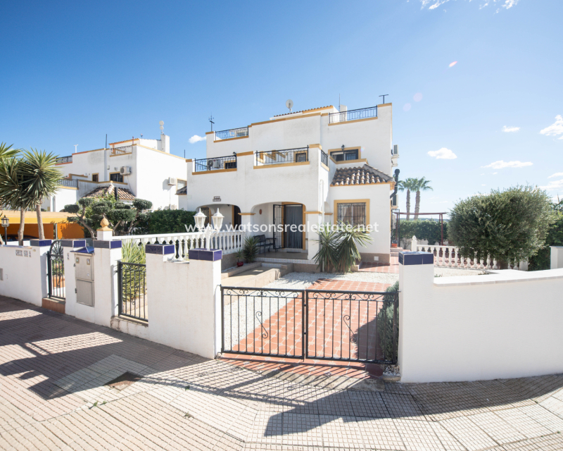 Resale - Quad - Urb. La Marina