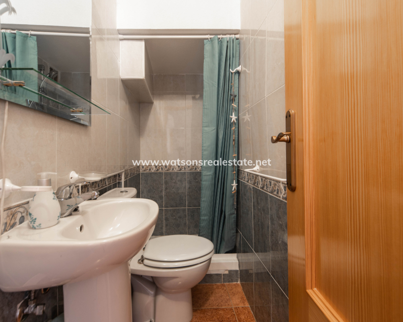 Resale - Quad - Urb. La Marina