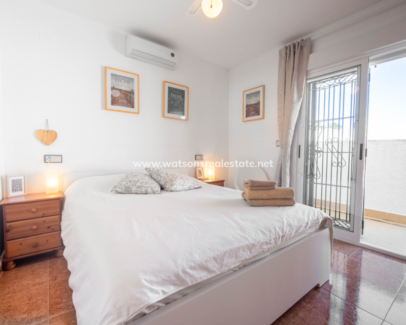 Resale - Quad - Urb. La Marina