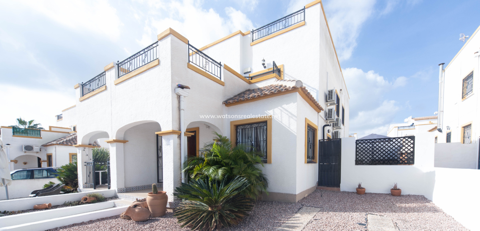 Resale - Quad - Urb. La Marina