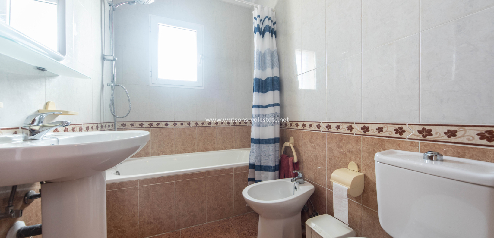 Resale - Quad - Urb. La Marina