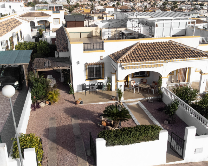 Resale - Quad - Urb. La Marina