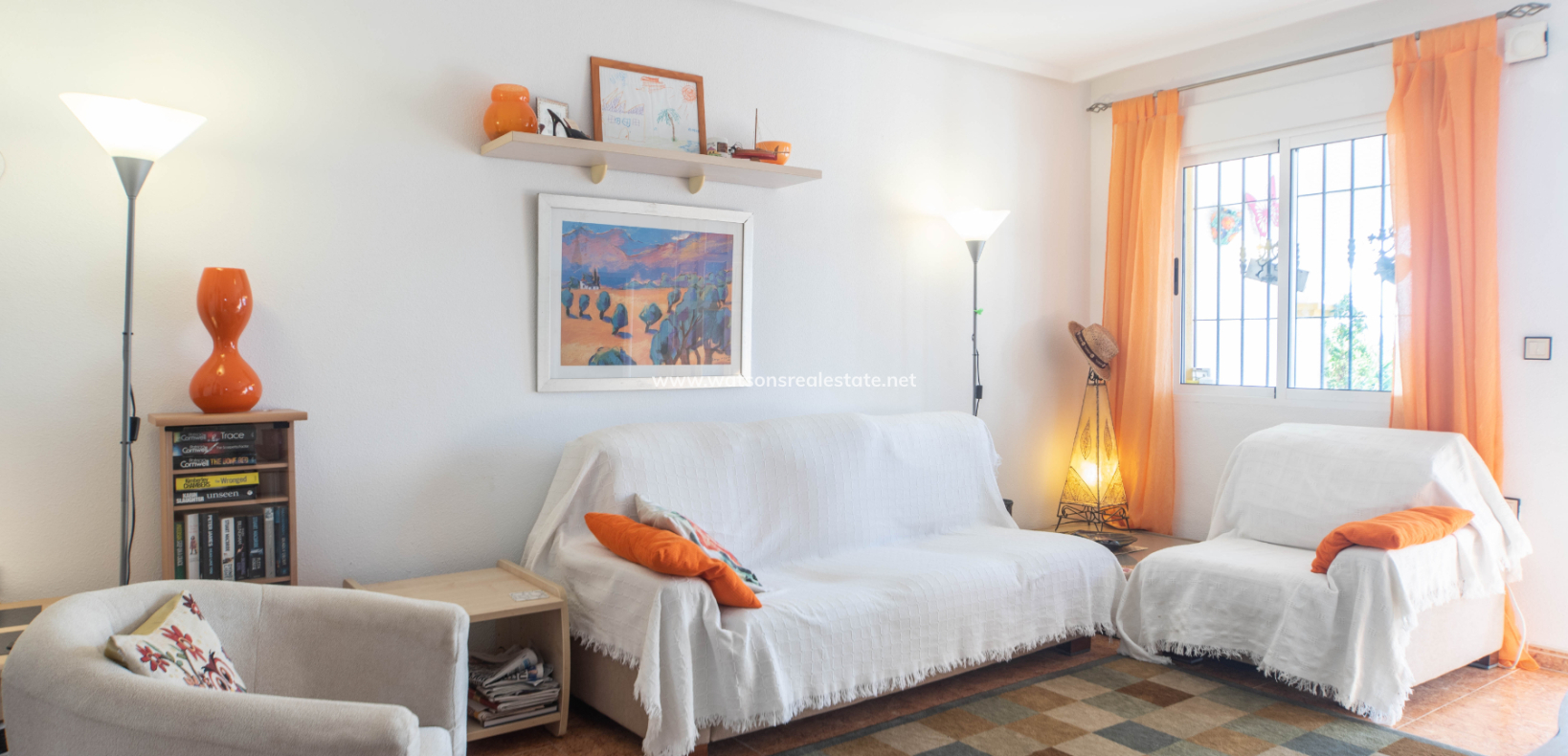 Resale - Quad - Urb. La Marina