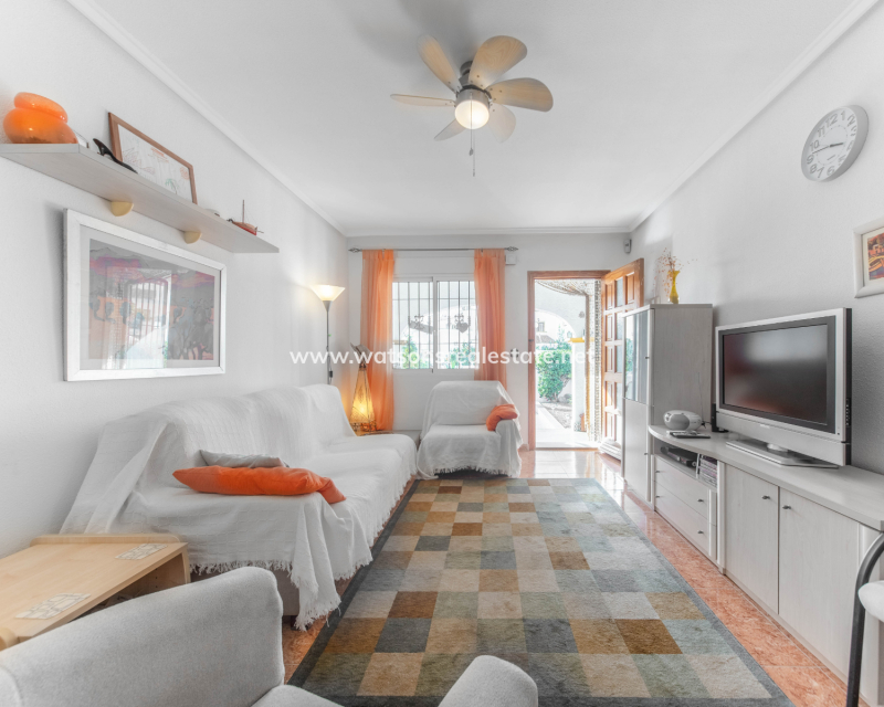 Resale - Quad - Urb. La Marina