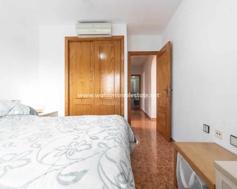 Resale - Quad - Urb. La Marina