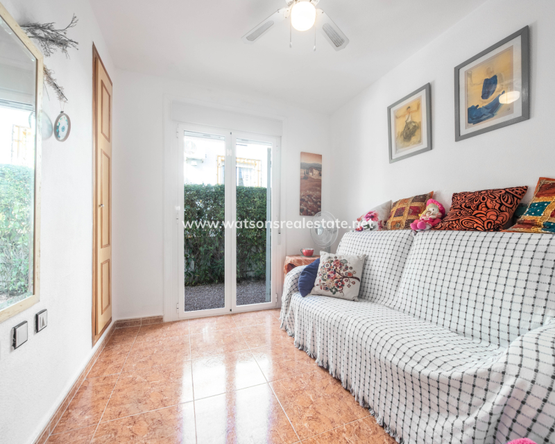 Resale - Quad - Urb. La Marina