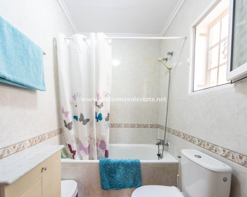 Resale - Quad - Urb. La Marina