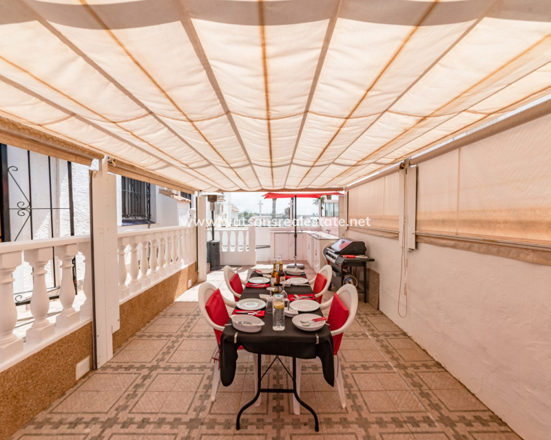 Resale - Quad - Urb. La Marina