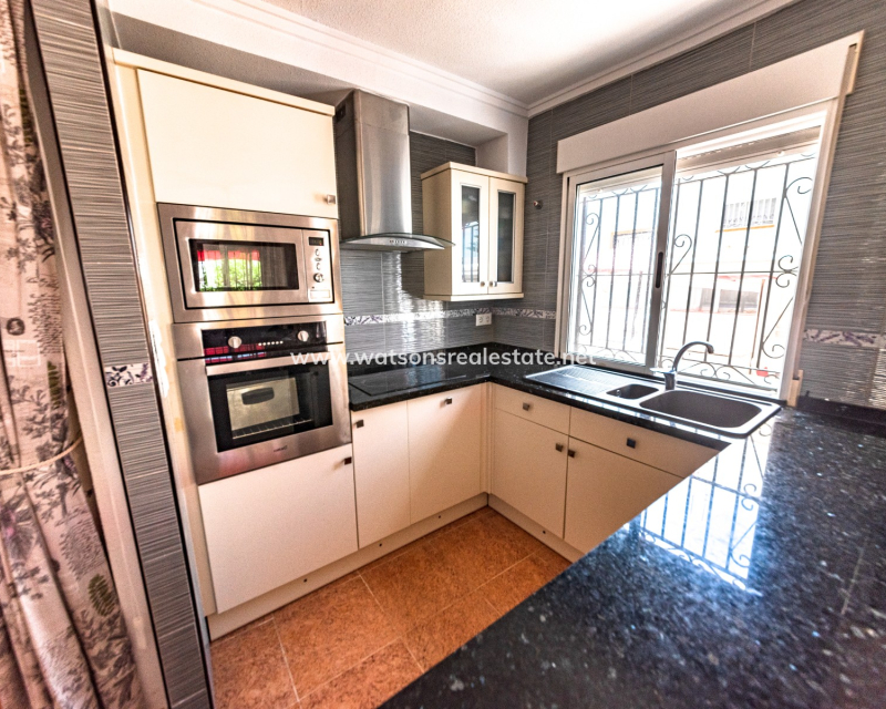 Resale - Quad - Urb. La Marina