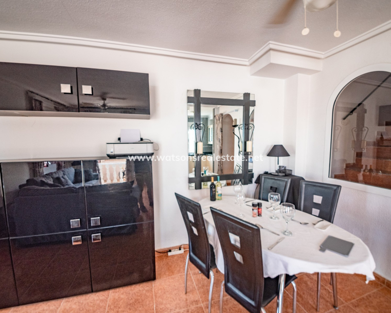 Resale - Quad - Urb. La Marina