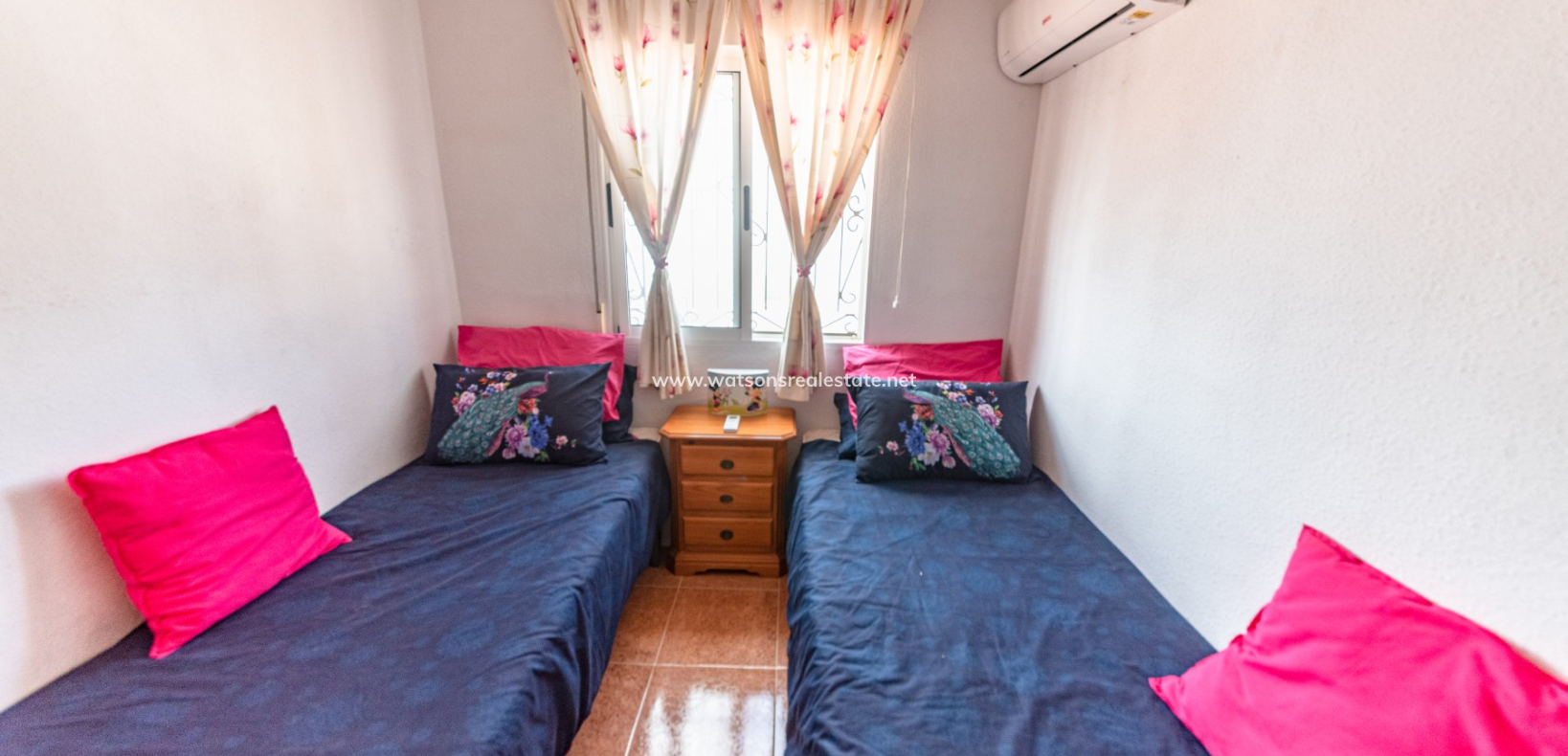 Resale - Quad - Urb. La Marina