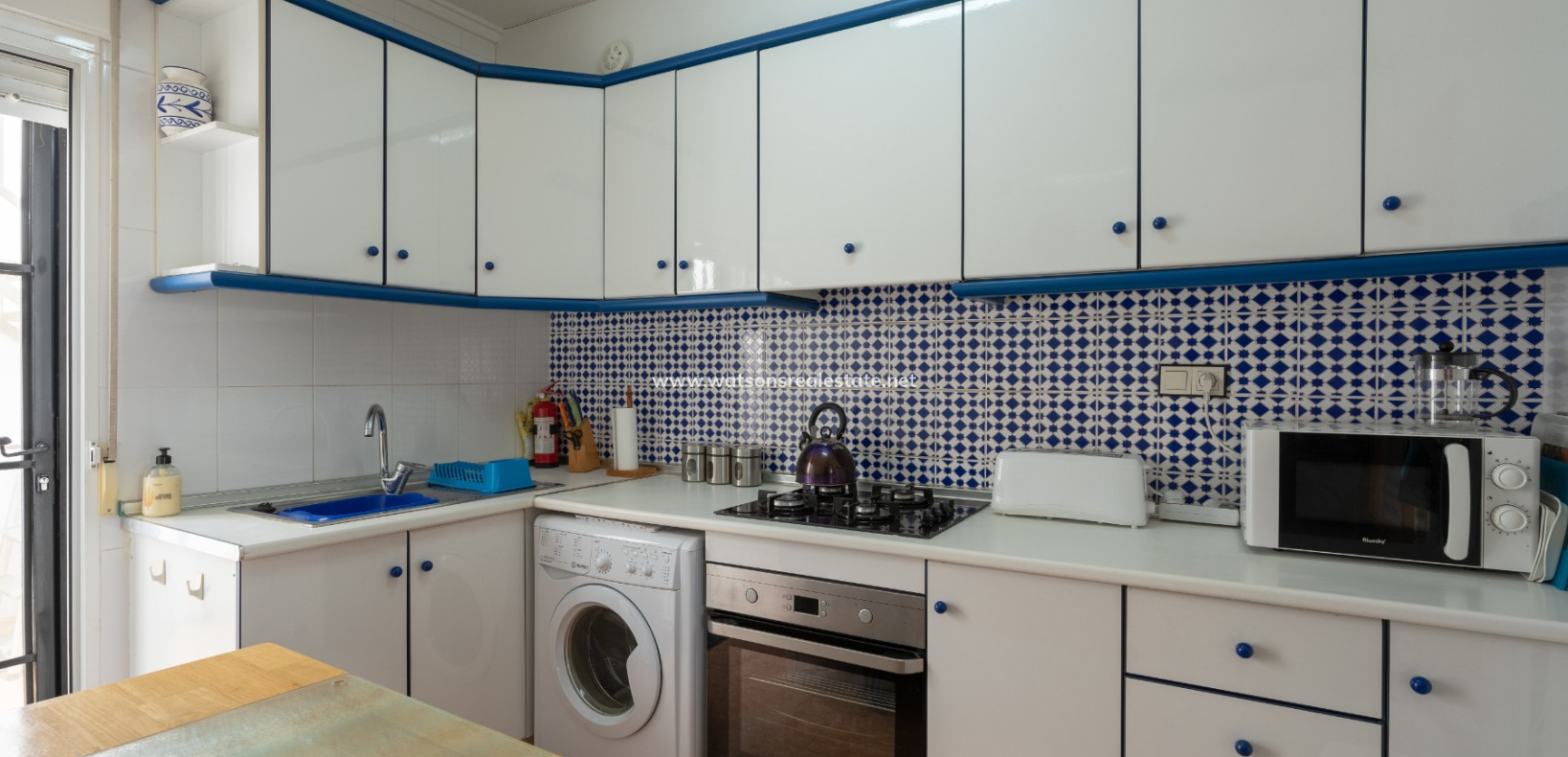 Resale - Quad - Urb. La Marina