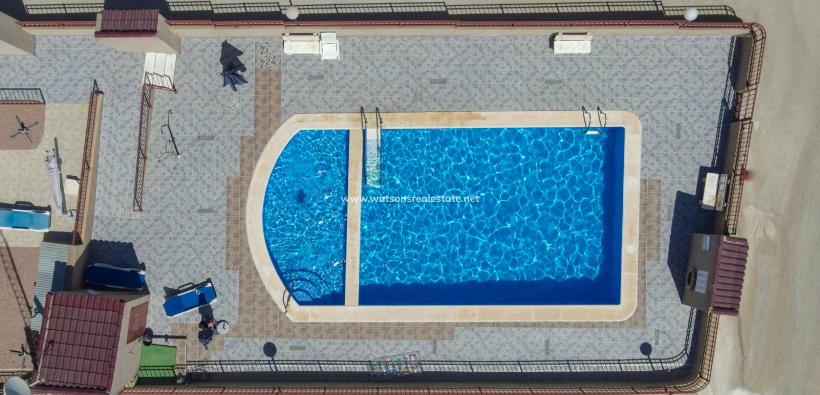 Resale - Quad - Urb. La Marina