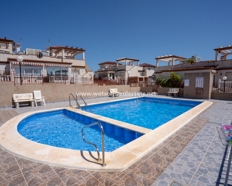 Resale - Quad - Urb. La Marina