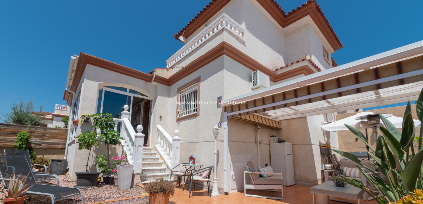 Resale - Quad - Urb. La Marina