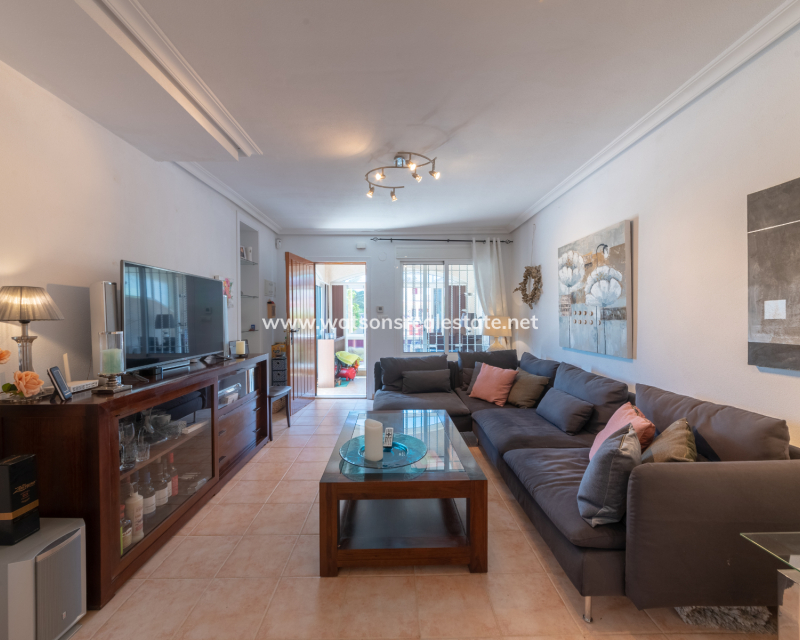 Resale - Quad - Urb. La Marina